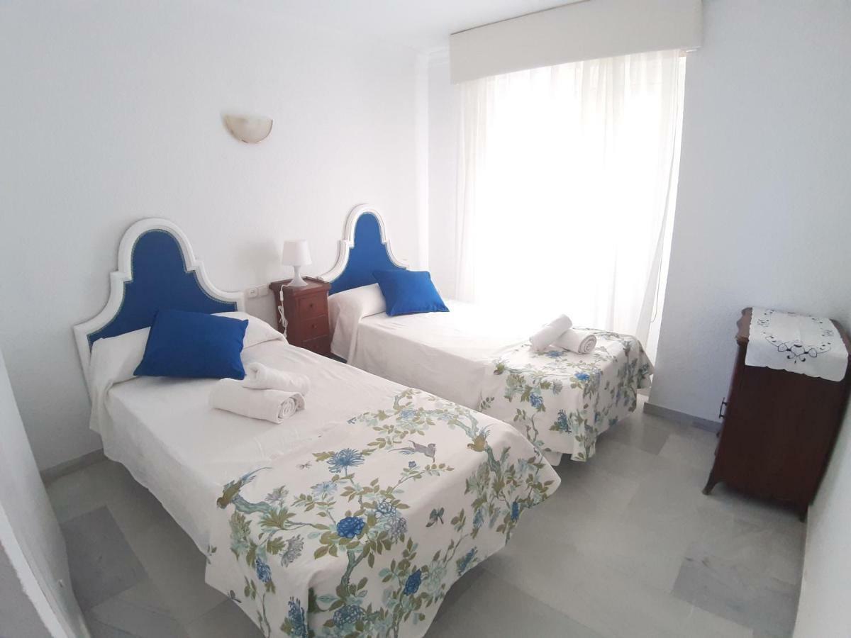 Spacious Beach Flat In Fuengirola - Los Boliches Екстериор снимка